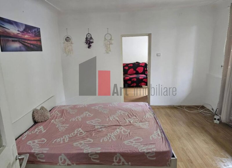 Sector 5 Casa 3 camere